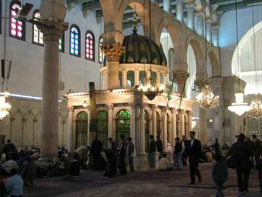 Syrie_Marek_Cejka (21) - Damascus - in the Great Umayyad Mosque - tomb of the imam Hussein