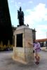 a tomu všemu vévodí socha Simona Bolívara
