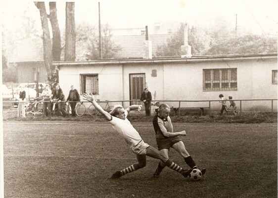 1981 - 12.9.1981 D.Počernice -Lokomotiva (V.Vrána).